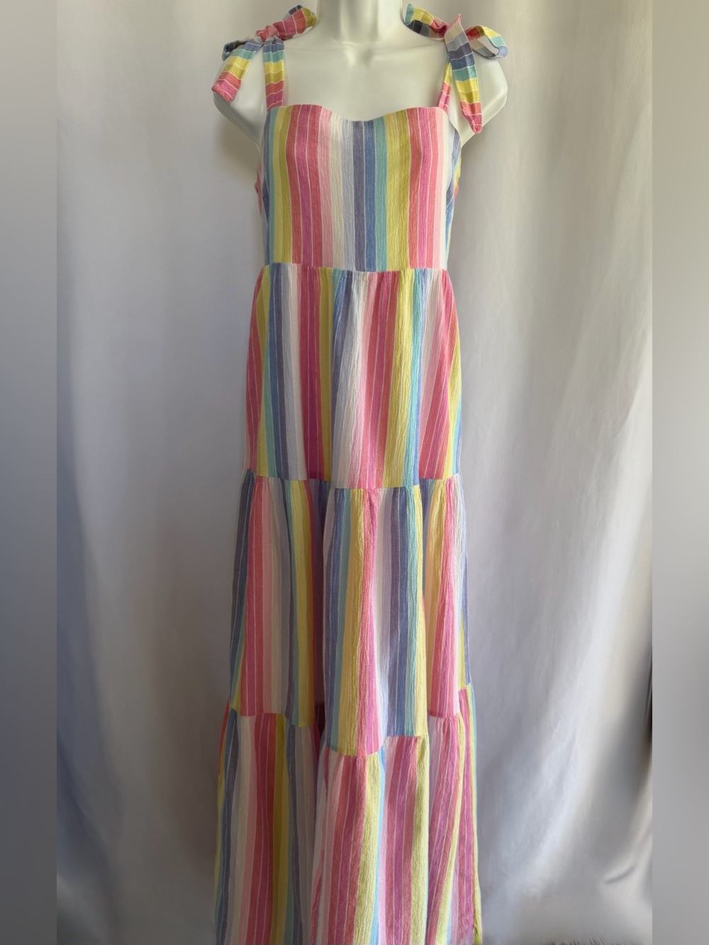 Draper James RSVP Maxi Dress Women’s Size Large Rainbow Stripe Tie Strap